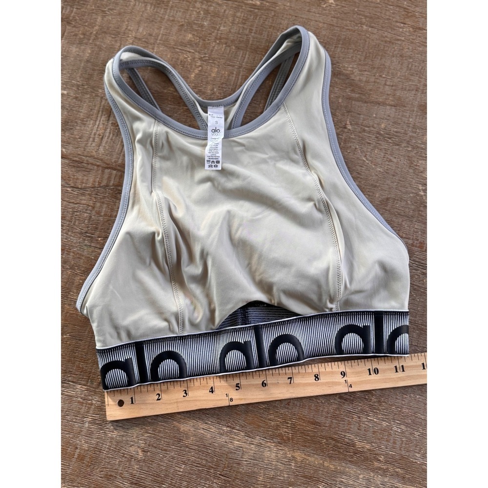 Alo Yoga Logo Band Sports Bra Small Gray High Neck Cutout Streetwear Gymcore - Picture 6 of 7